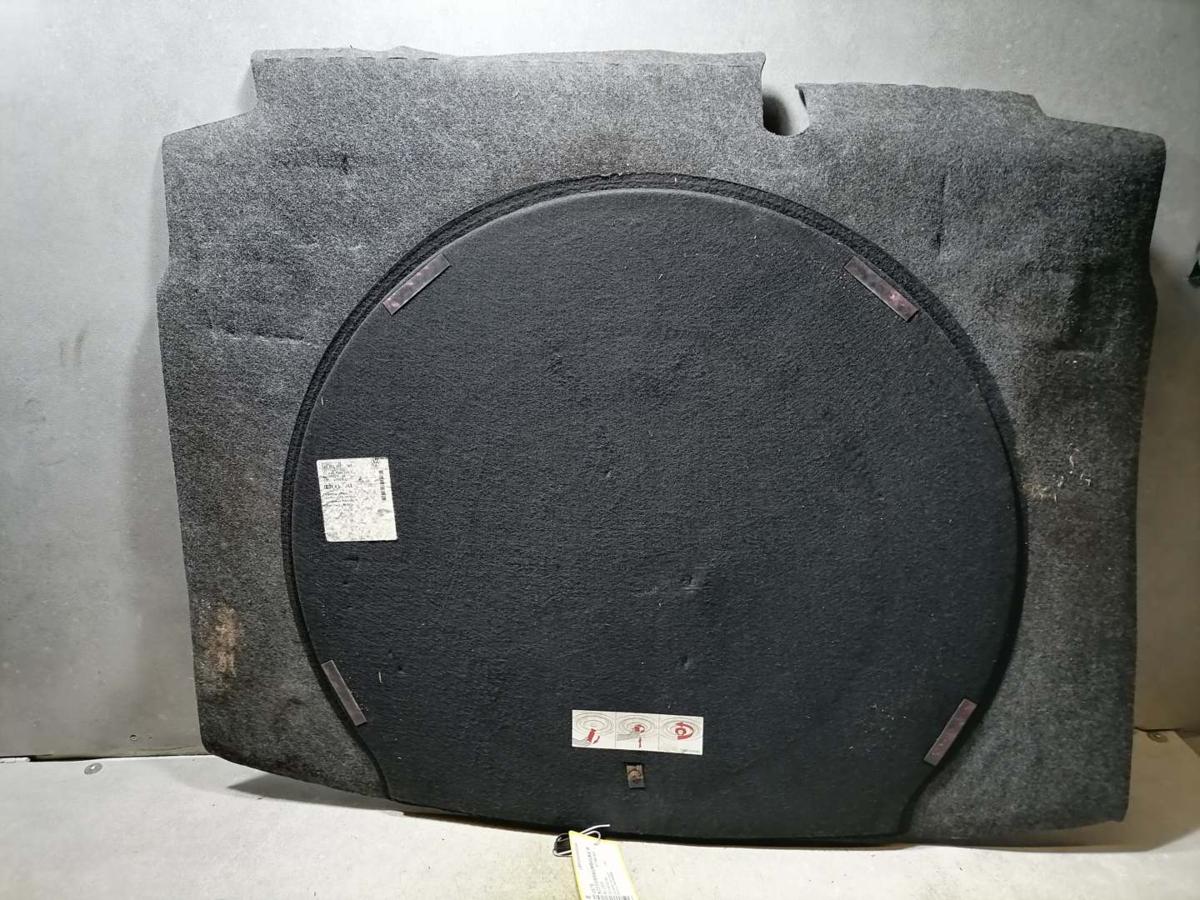 VW Golf 6 original Kofferraumbelag Fließheck Bj.2009 VW Golf 6 original Kofferraumbelag Fließheck Bj.2009